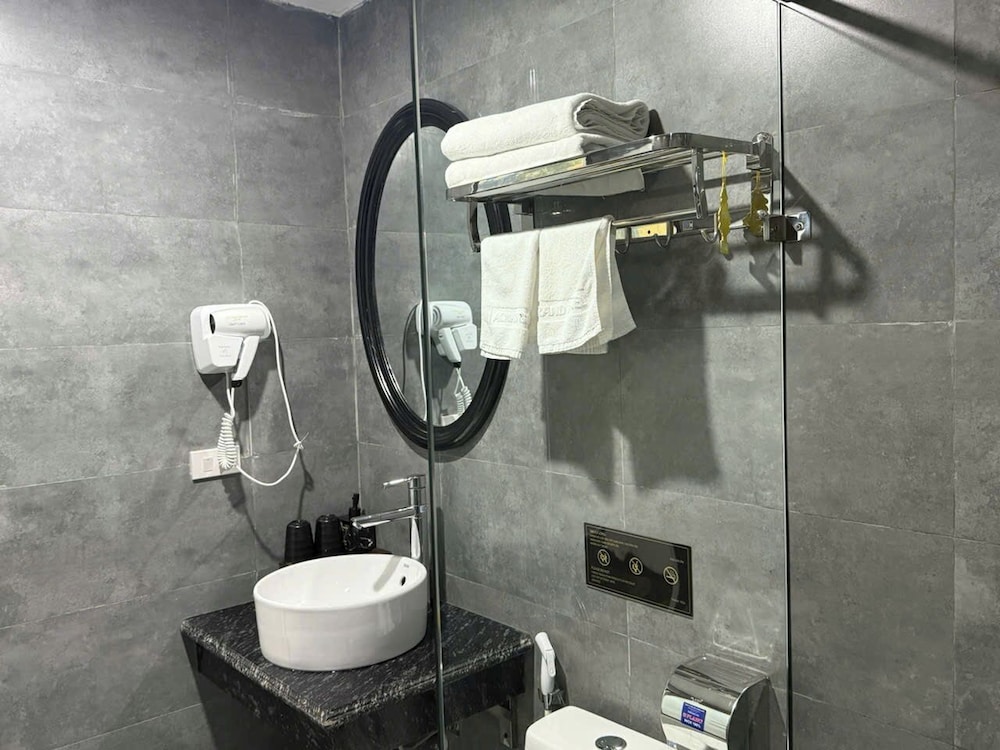Aquarius Legend Hotel 50/50