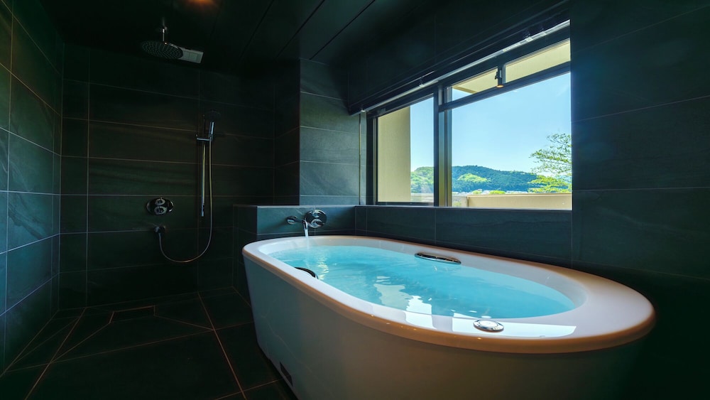 Kamenoi Hotel Ome (ex. Kanpo No Yado Oume) 27/48