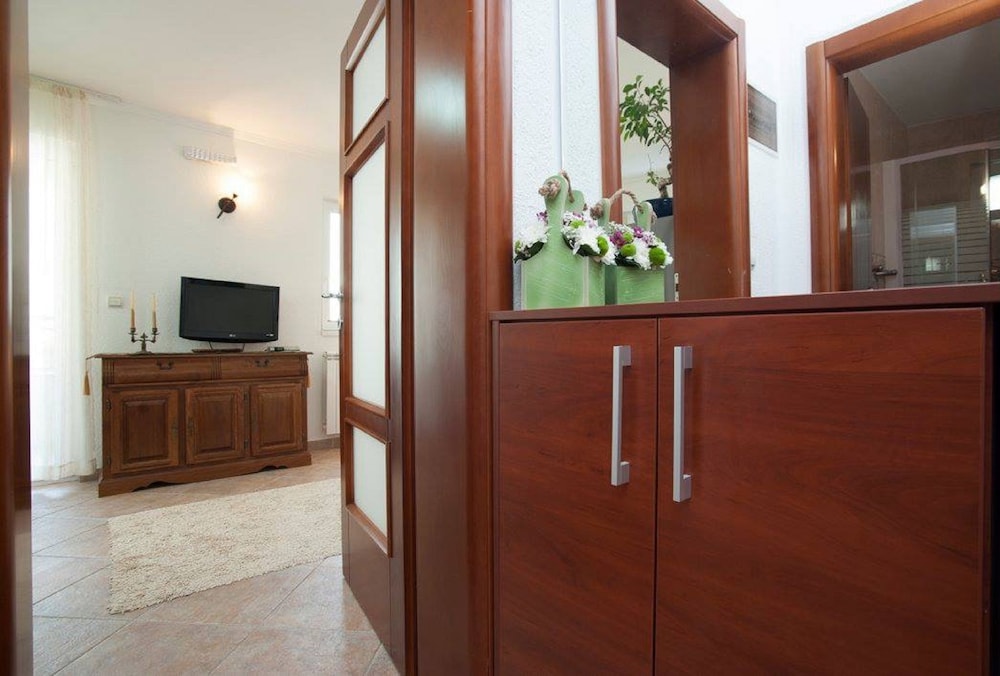 Guest House Medin 11/50