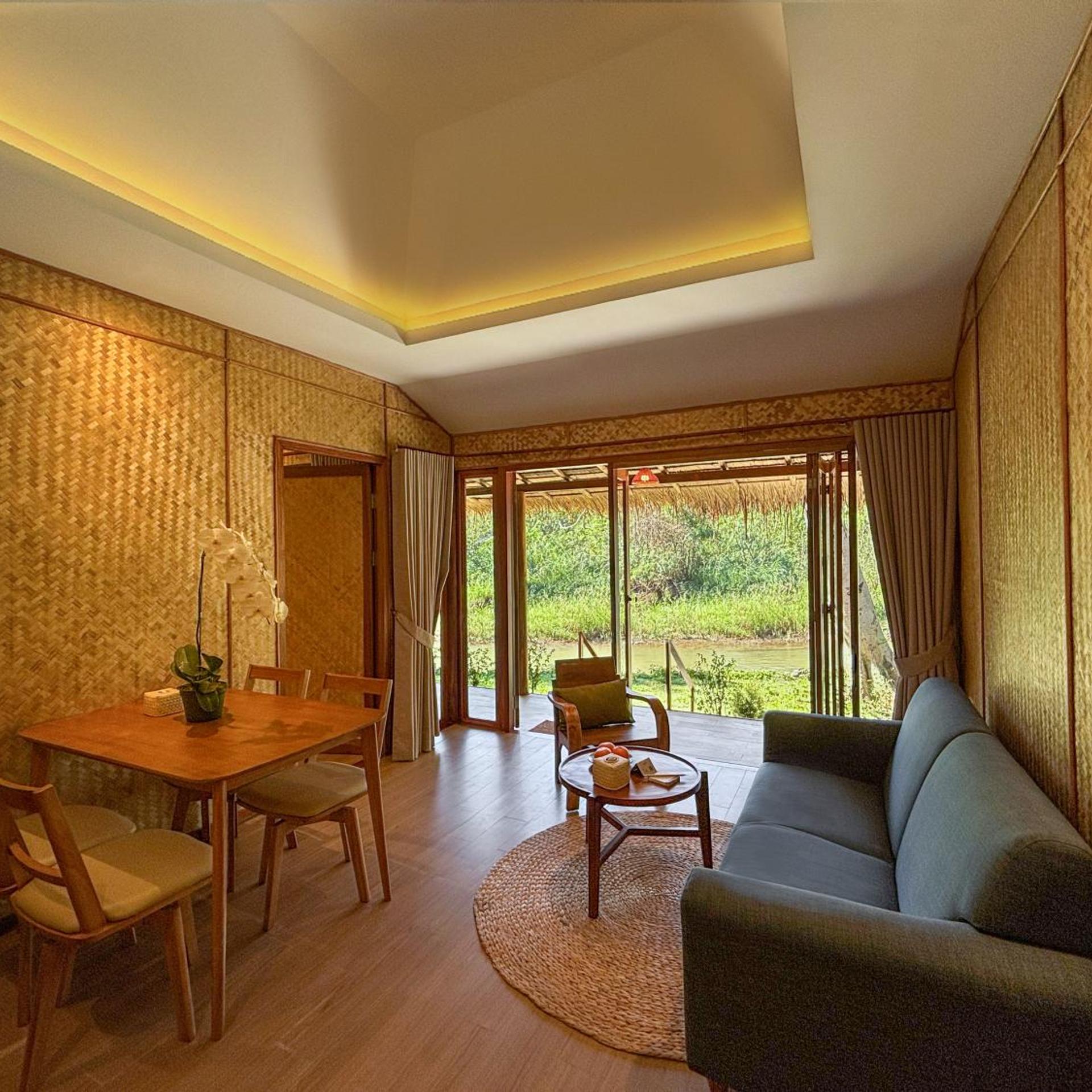 Baan Pai Riverside 70/90
