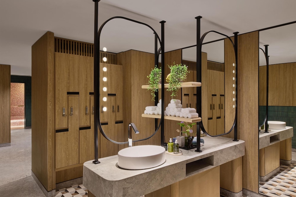 Xi Zhe Wuxi, Curio Collection by Hilton 34/36