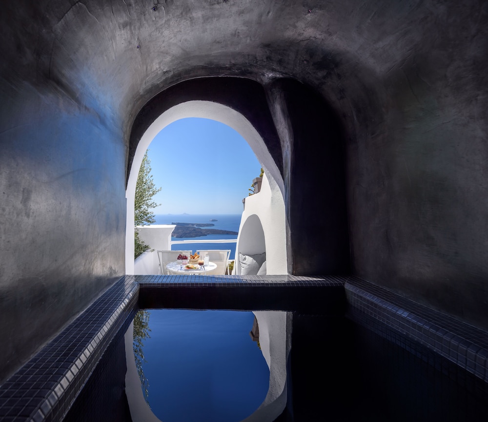 Senses Suites 22/50