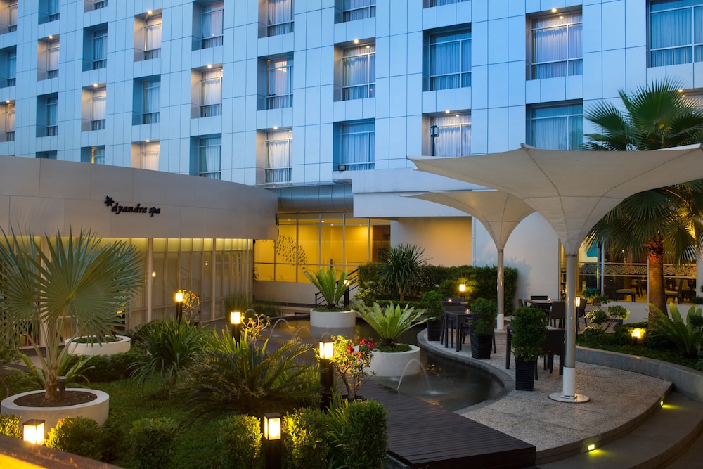 Hotel Santika Premiere Dyandra Medan 3/31