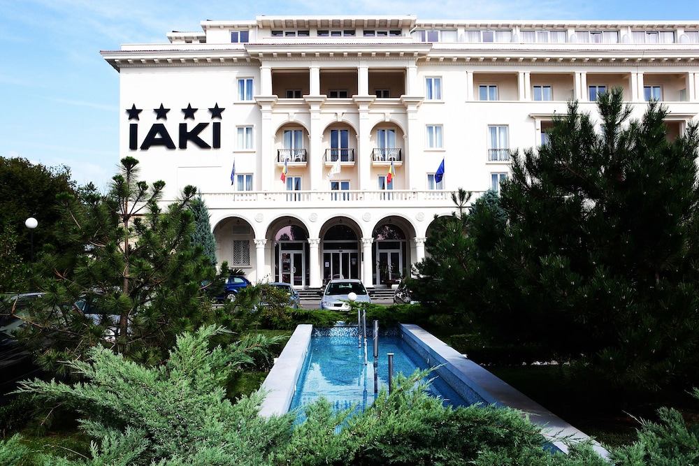 Iaki Hotel 3/50