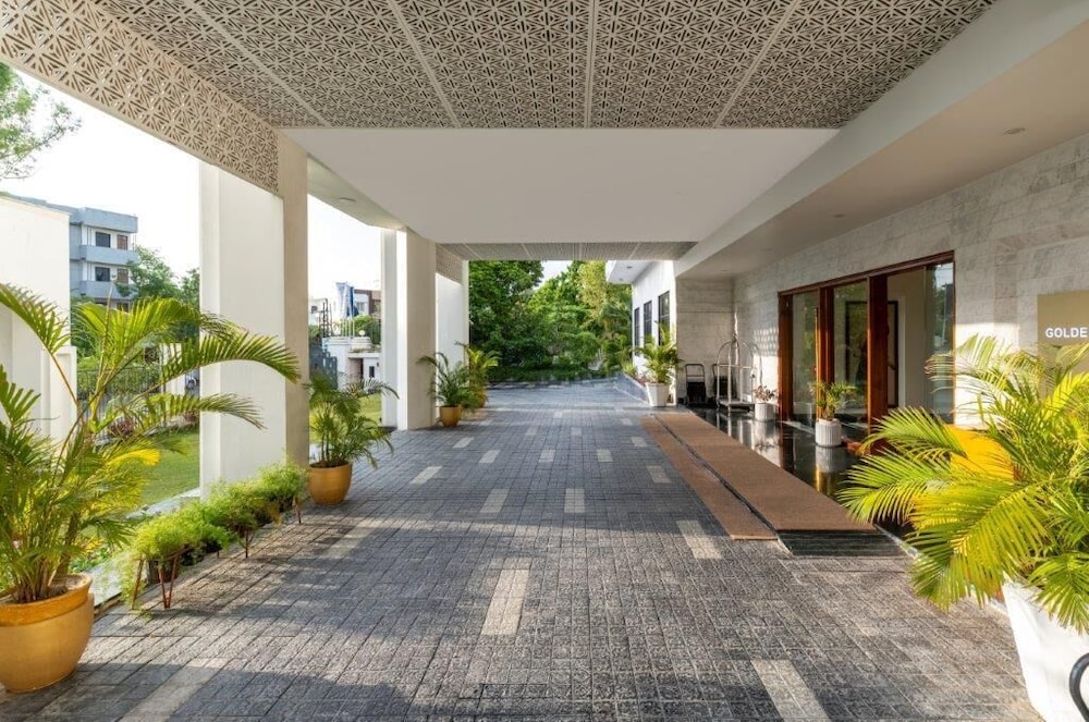 Radiant Globus Hotel 47/55