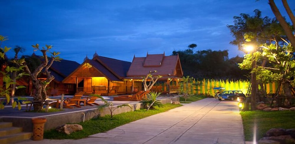 Srisawat Resort 5/29
