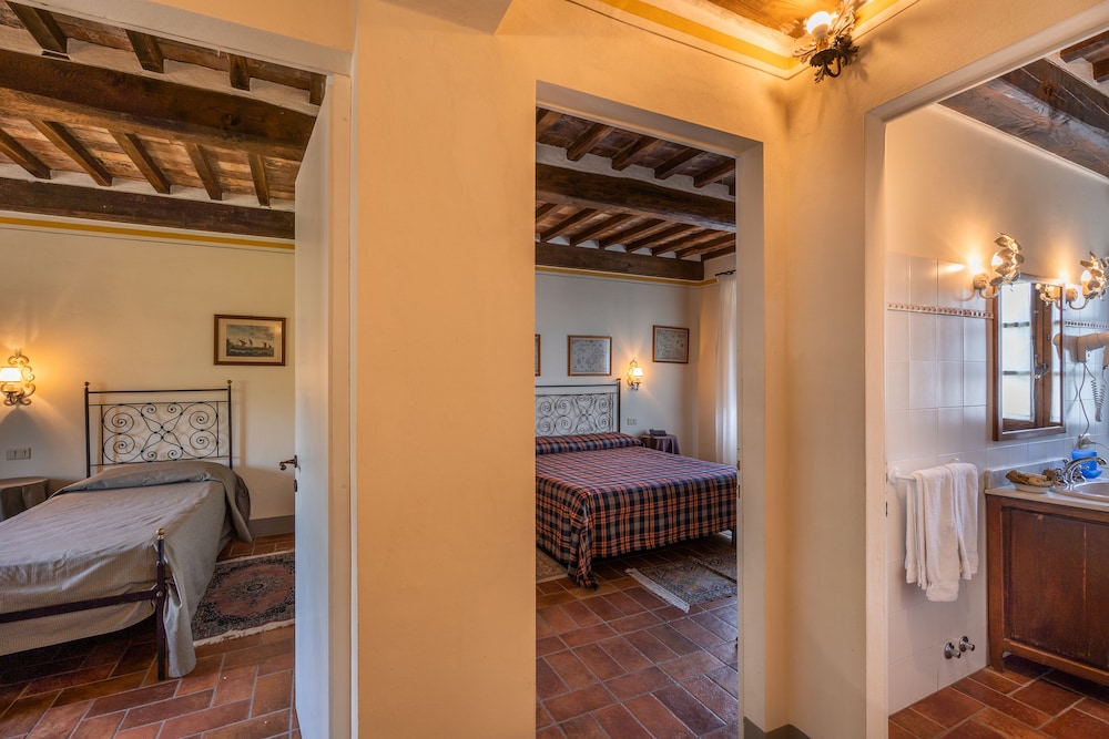 Borgo San Pietro 56/78