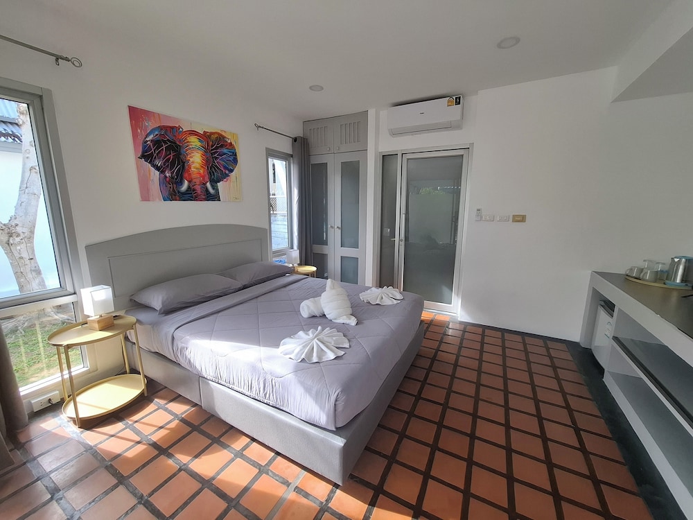 COMFORT, BUNGALOW