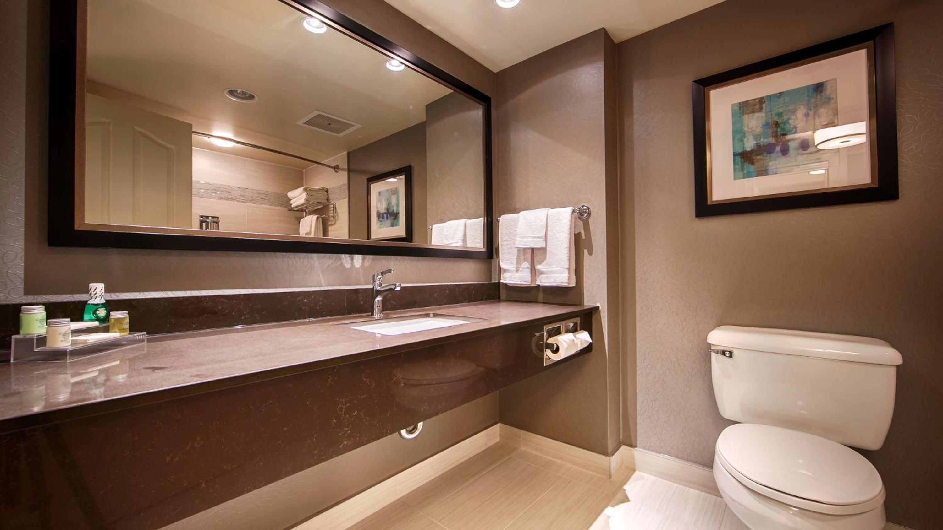 غرفة ديلوكس بسرير كوين، Best Western Plus The Arden Park Hotel 10/10