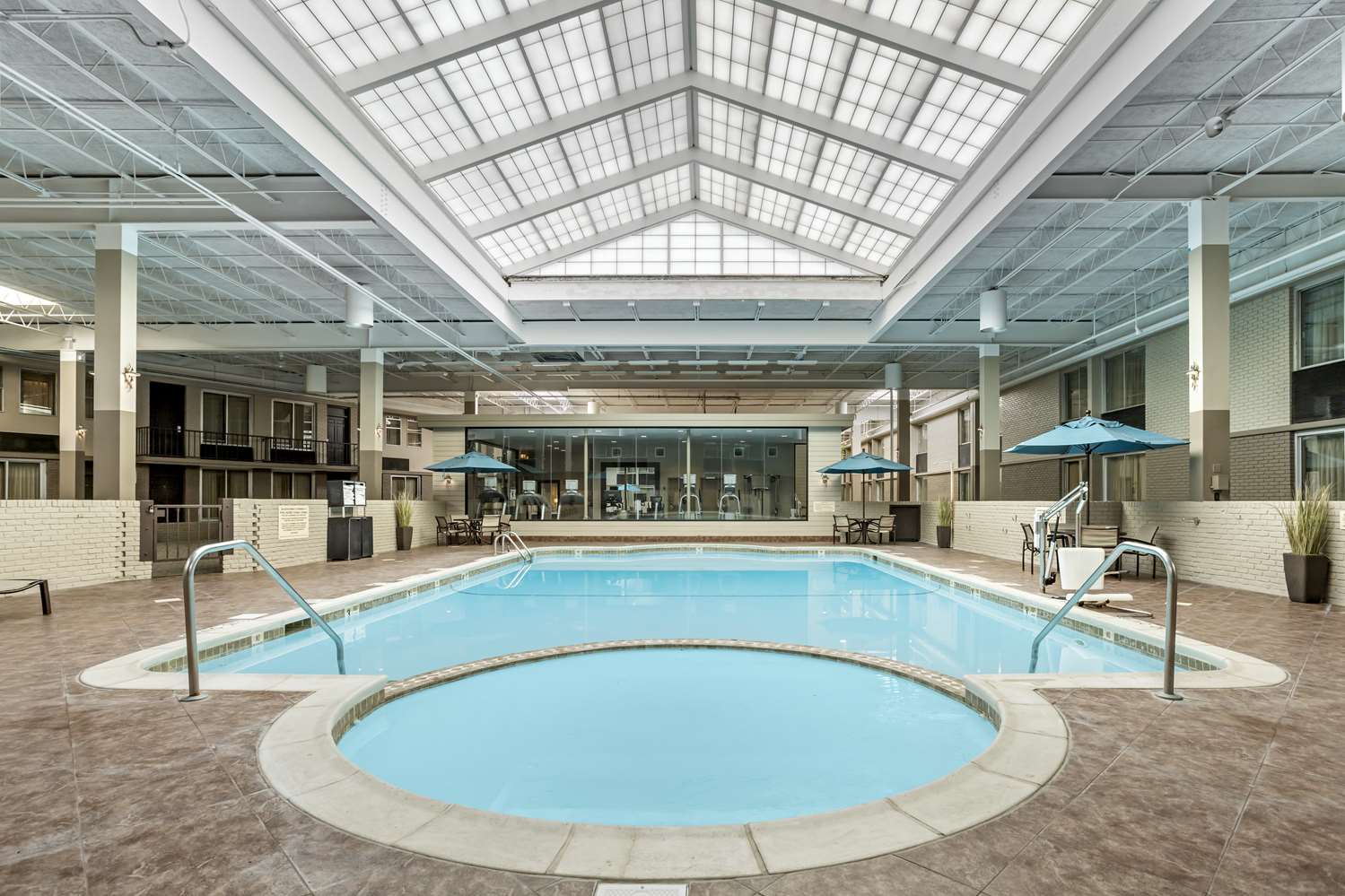 Kingston Hotel And Conference Center 9/28