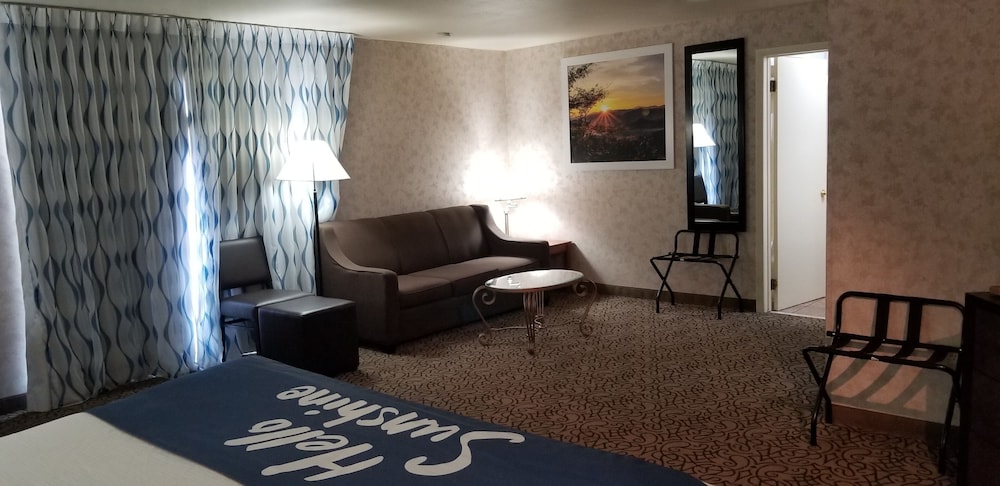 Days Inn & Suites by Wyndham Trinidad 26/41