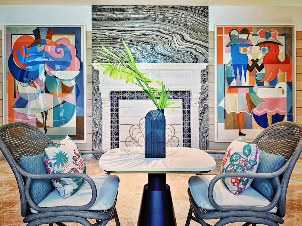 White Elephant Palm Beach 44/62