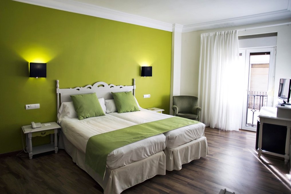 Hotel Palacio de Valderrabanos 38/78