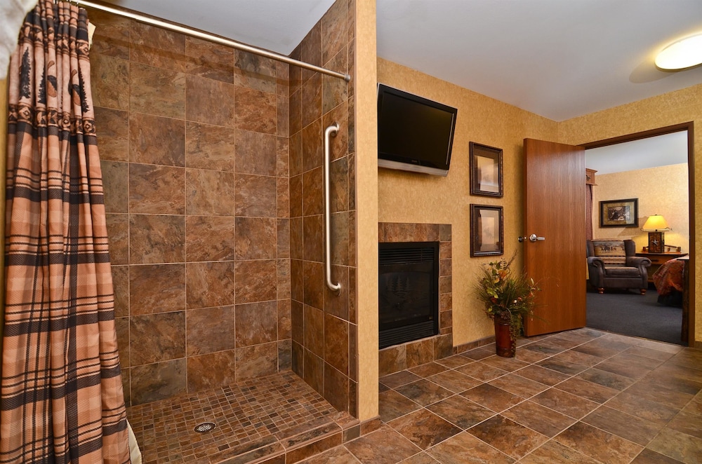 Best Western Plus Kelly Inn and Suites 6/57