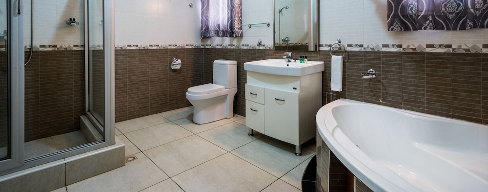 Midindi Hotel 12/61