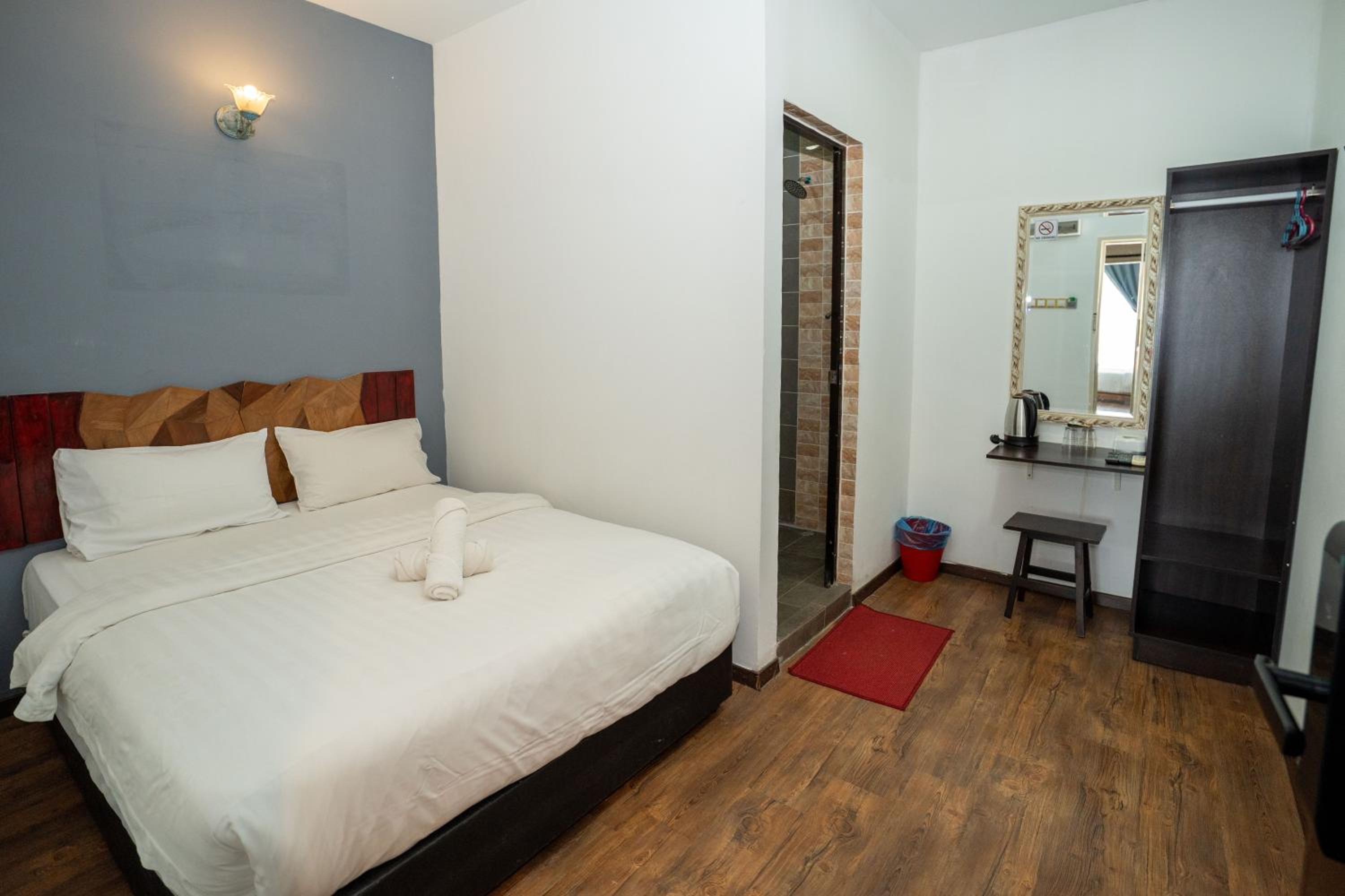 Standard, Double Bed, No Window