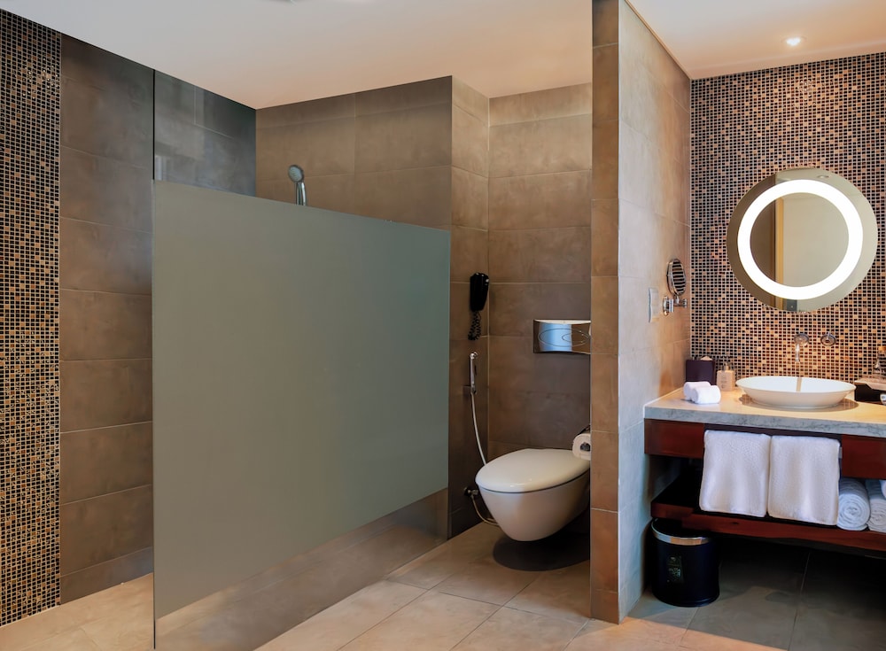 Grand Mercure Danang 69/69