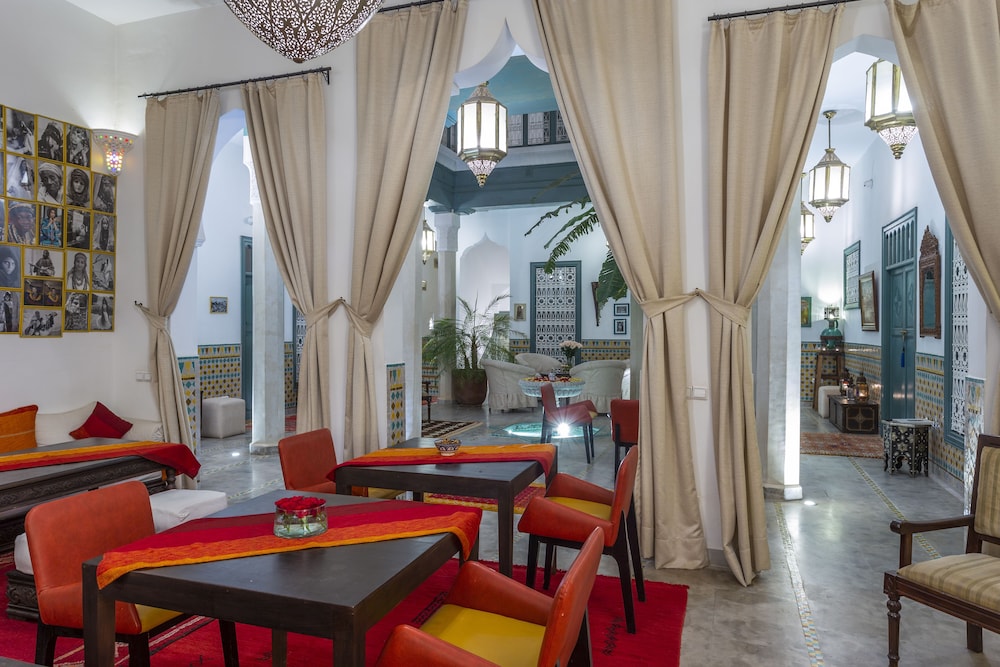 Riad Azahar 29/50