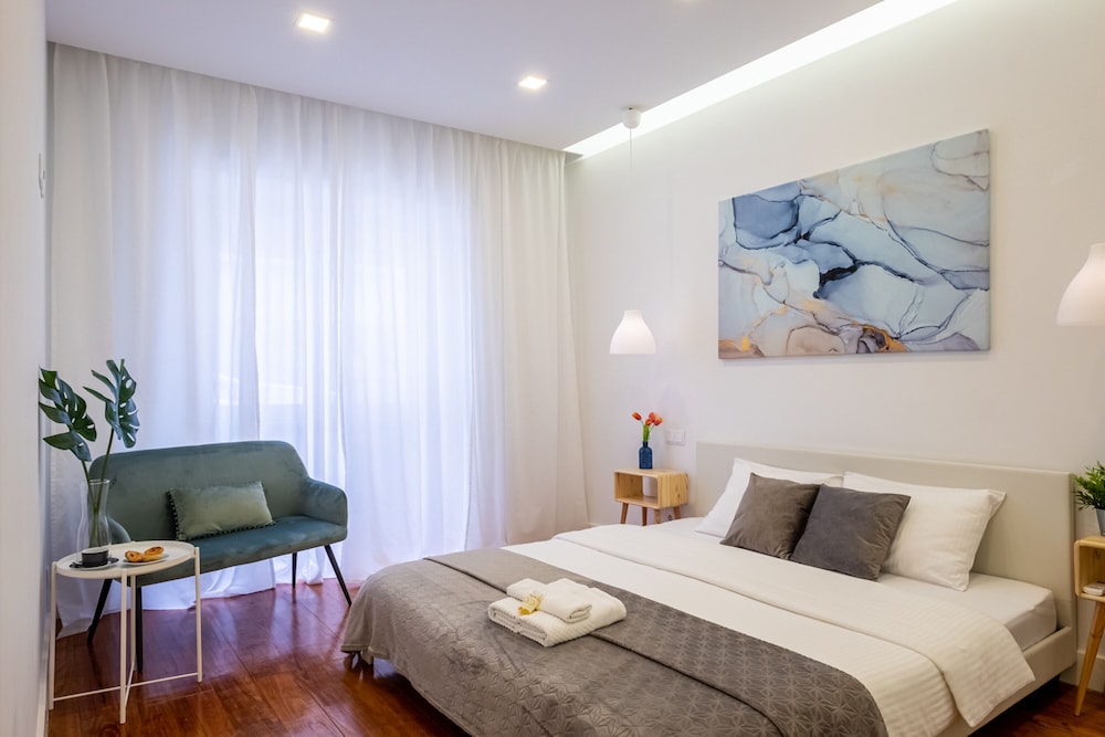 Hola Lisbon Suites 7/34