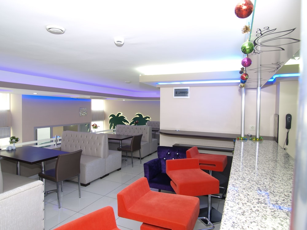 TIMYA HOTEL 41/55