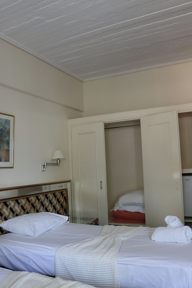 Theoxenia Hotel 46/91