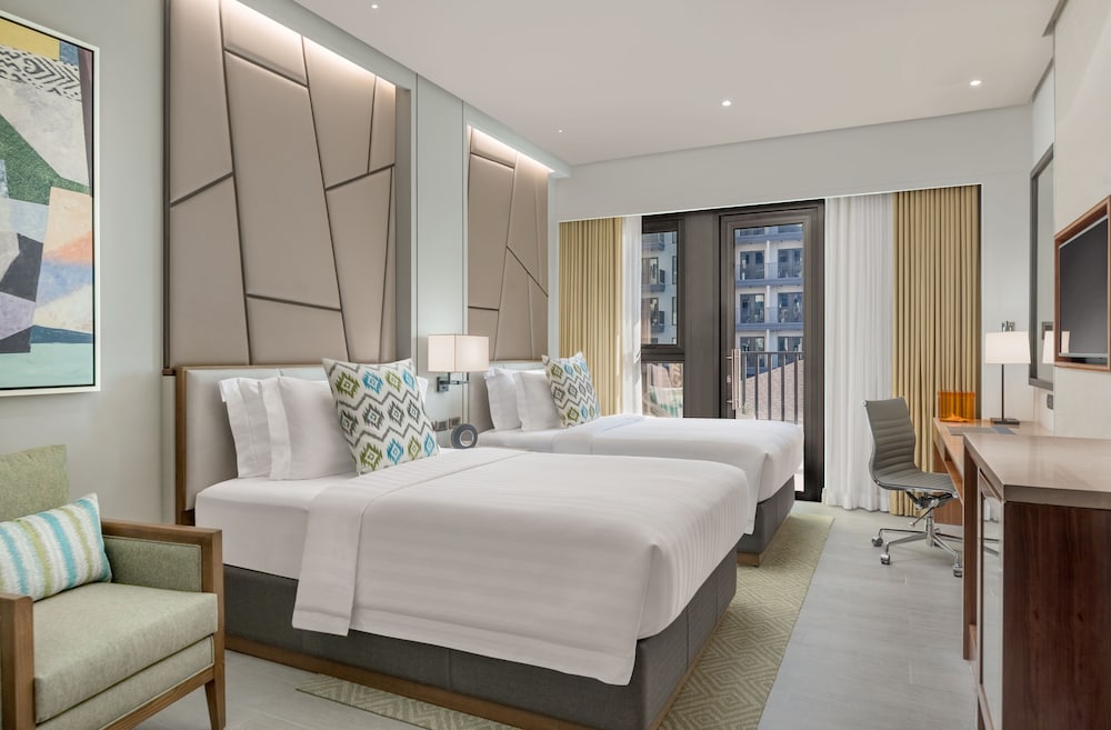 Club, Deluxe, King Bed
