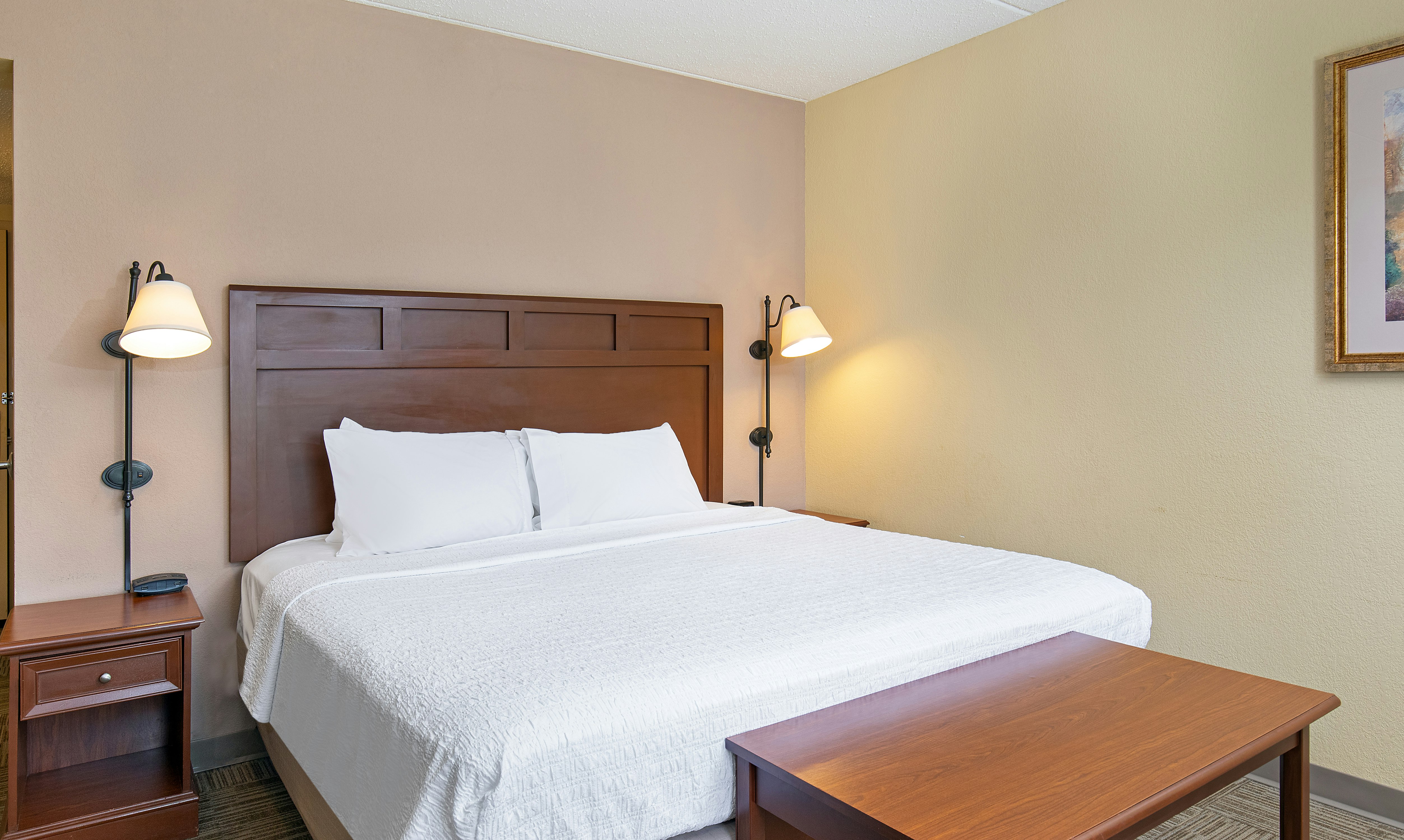 Hampton Inn & Suites Madisonville 7/20