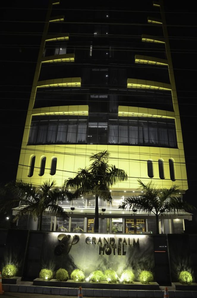 HOTEL dGATES 7/57