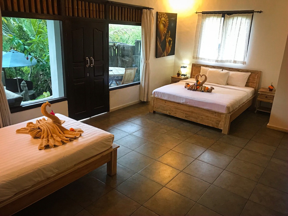 Junjungan Suite Villa 23/68