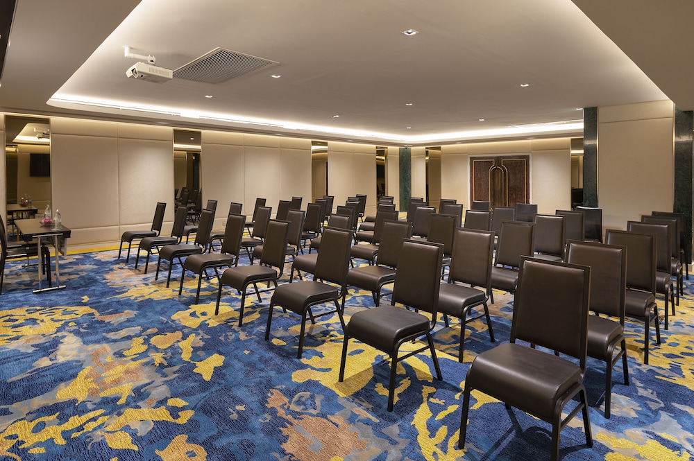Aira Bkk Sukhumvit 11 By Kingston Hotels 38/50