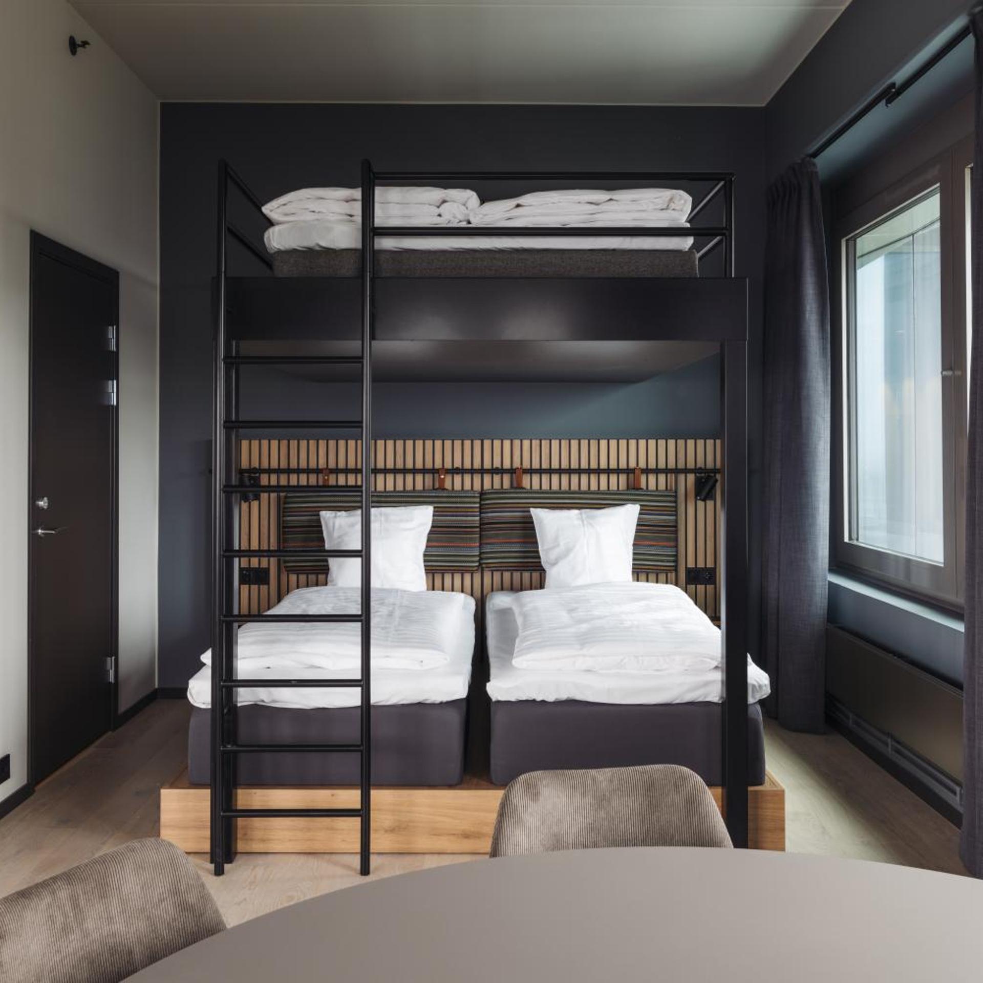 Room, Xxl