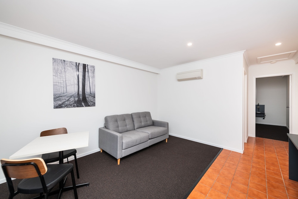 Leagues Motel Queanbeyan 26/50