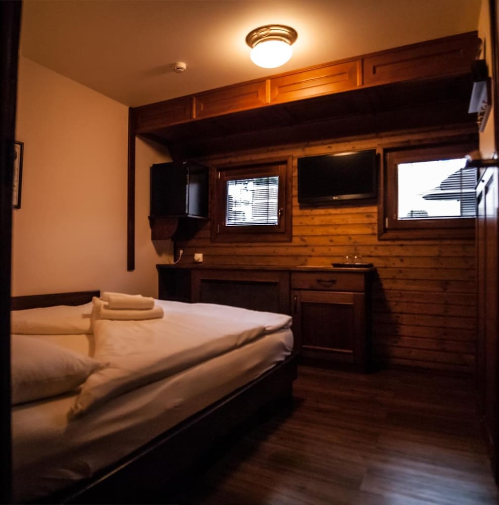 Boat Hotel Matylda 13/61