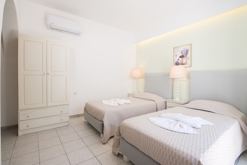 Sofos Studios Fitness & Spa 15/38