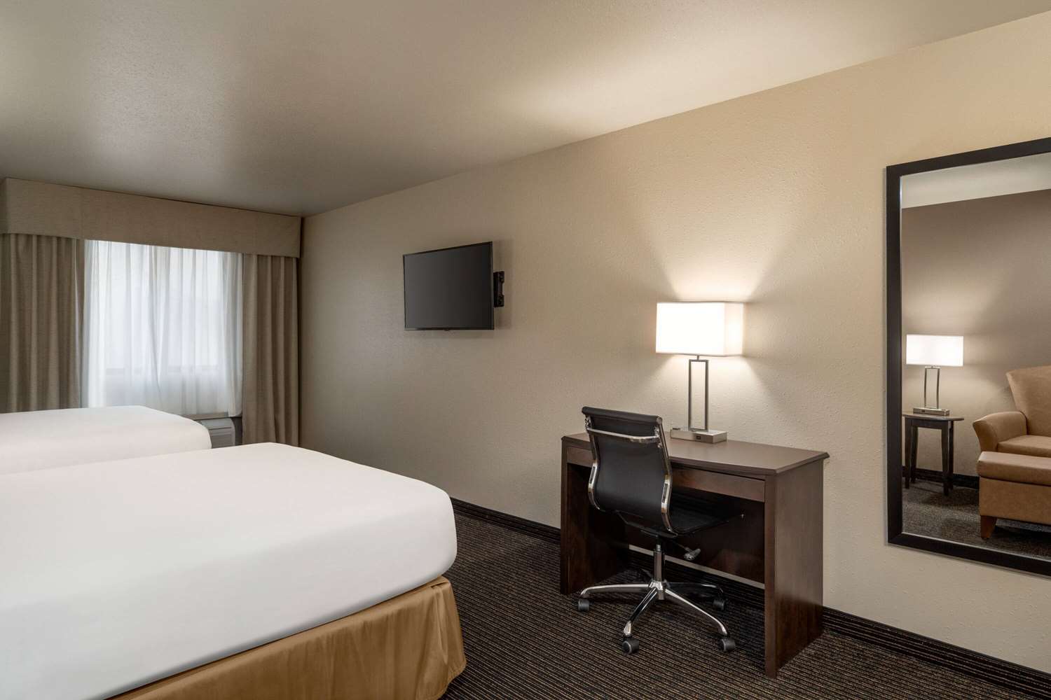 Travelodge by Wyndham Dexter 13/38