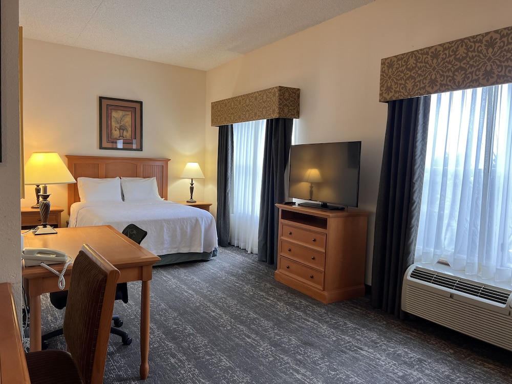 Hyatt House Colorado Springs Airport 11/42
