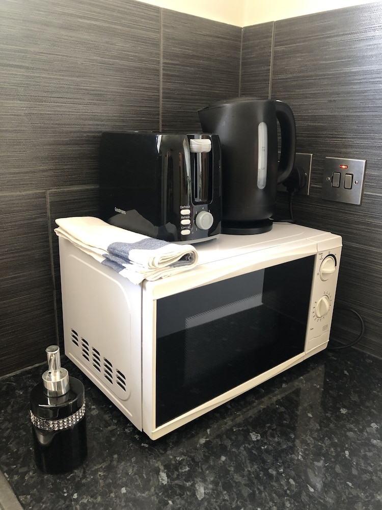 Apple House Guest House Heathrow Airport 19/31
