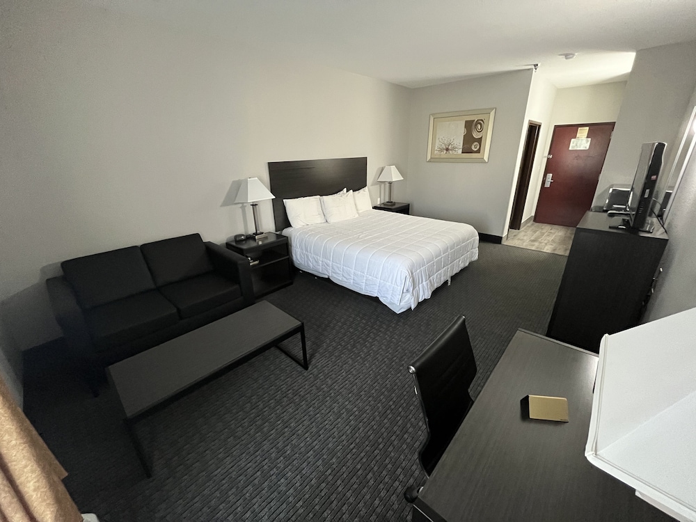Lea County Inn 17/50