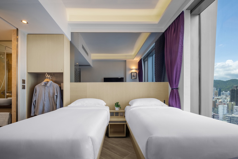 Starphire Hotel 15/40