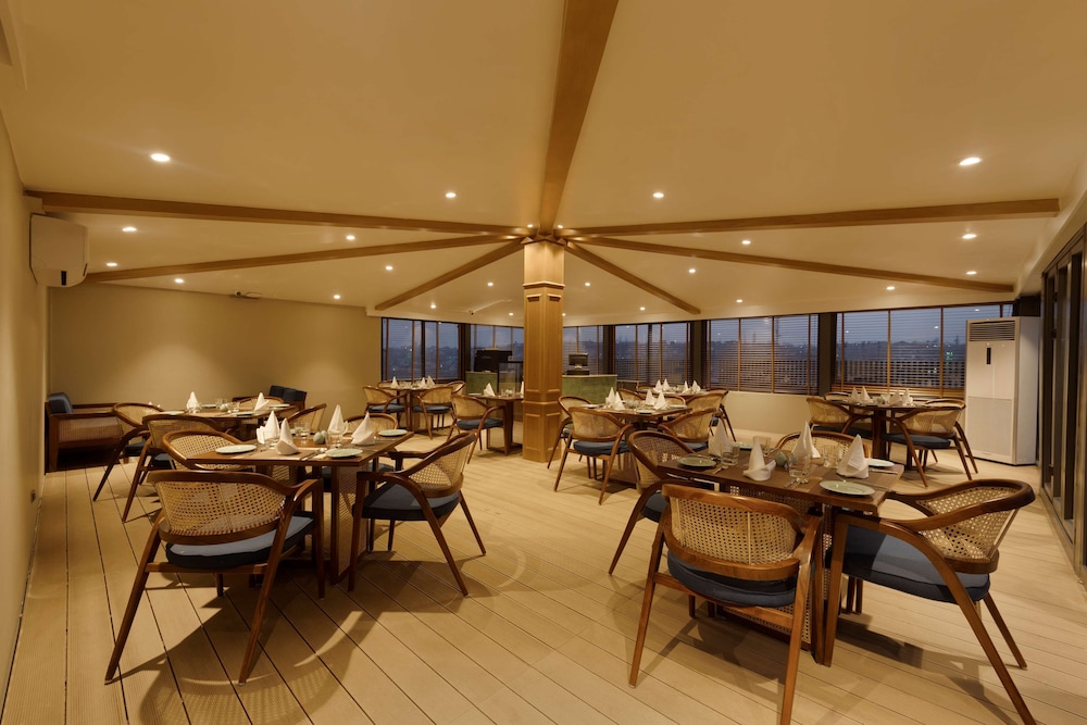 Sarovar Portico Srinagar 49/54