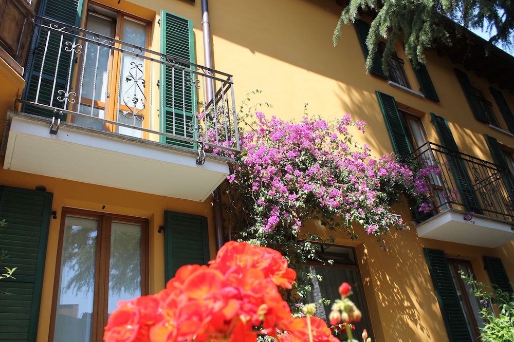 Hotel Centrale 8/50