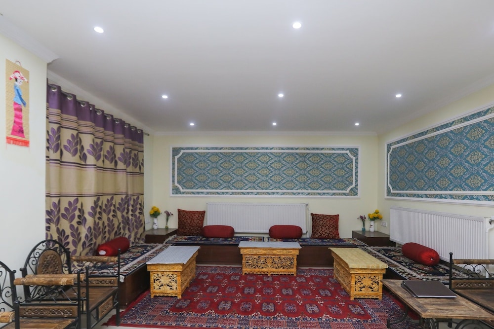 Royal Holiday Leh 21/43