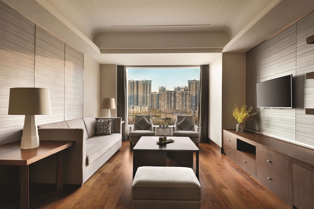 Shangri-La Hotel Tangshan 28/46