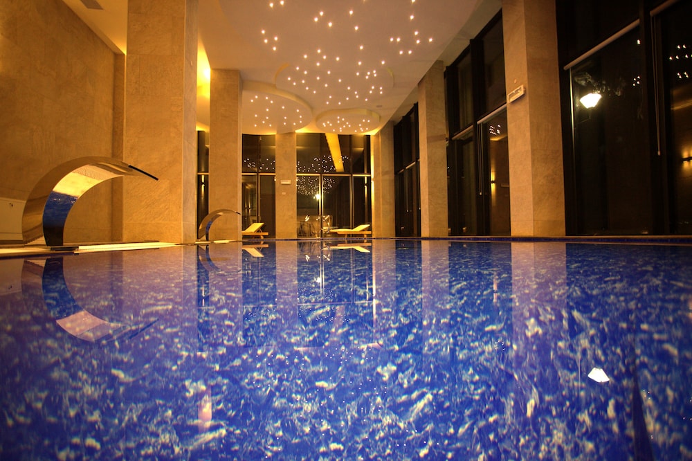 Malak Regency Hotel 39/72