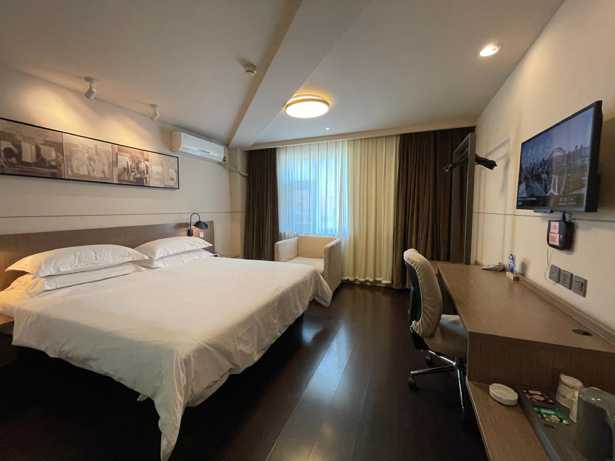 Jinjiang Inn Select (Tianjin Binhai New Area Foreign Goods Market) 23/50