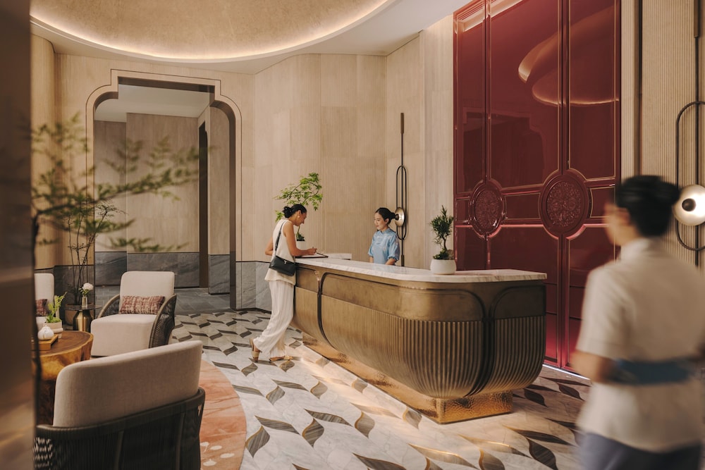 Fairmont Hanoi 9/102