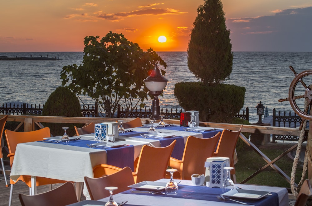 Lonicera Resort And Spa Hotel 32/50