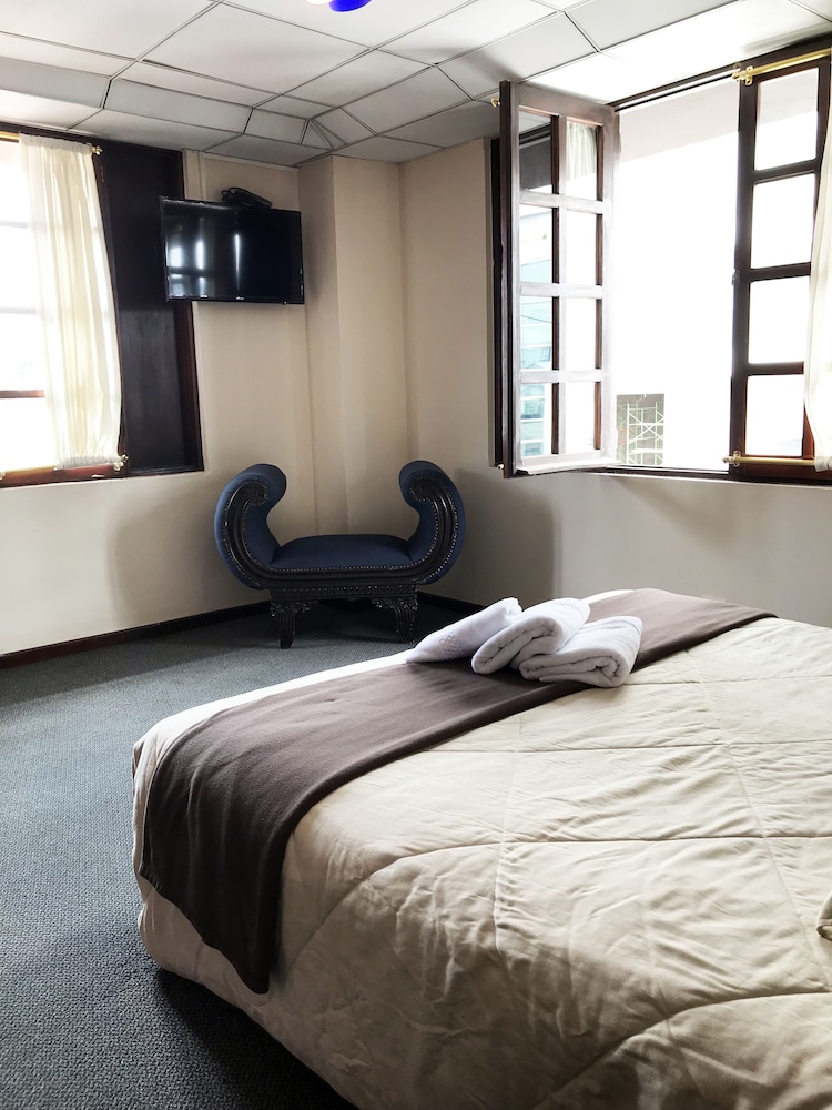 STANDARD, DOUBLE BED
