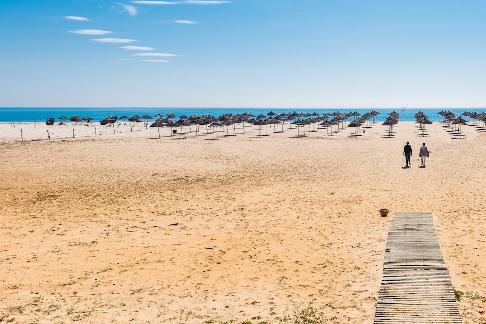 LE ROYAL HAMMAMET 41/50