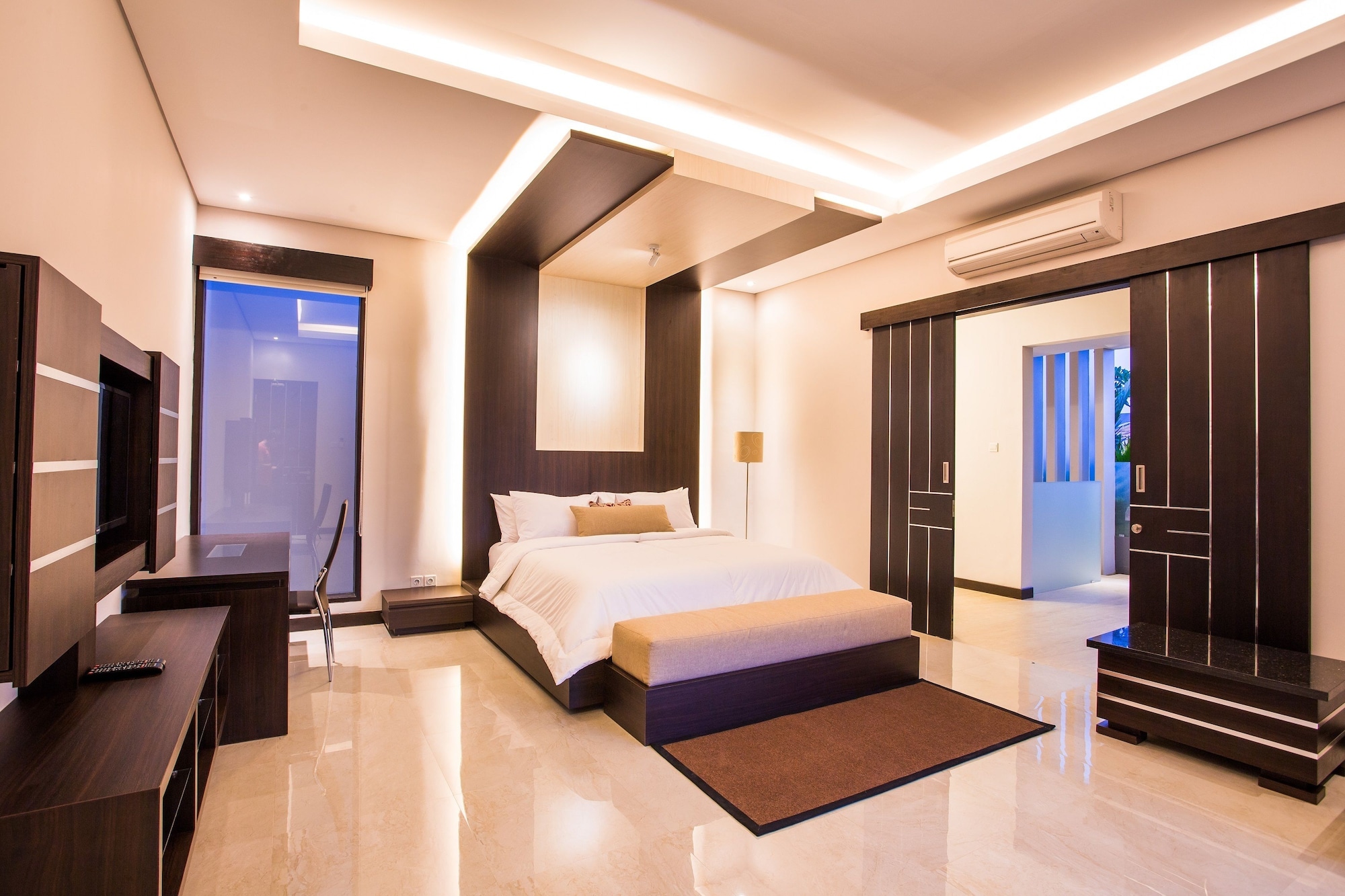 3 BEDROOMS, POOL, SUITE, VILLA